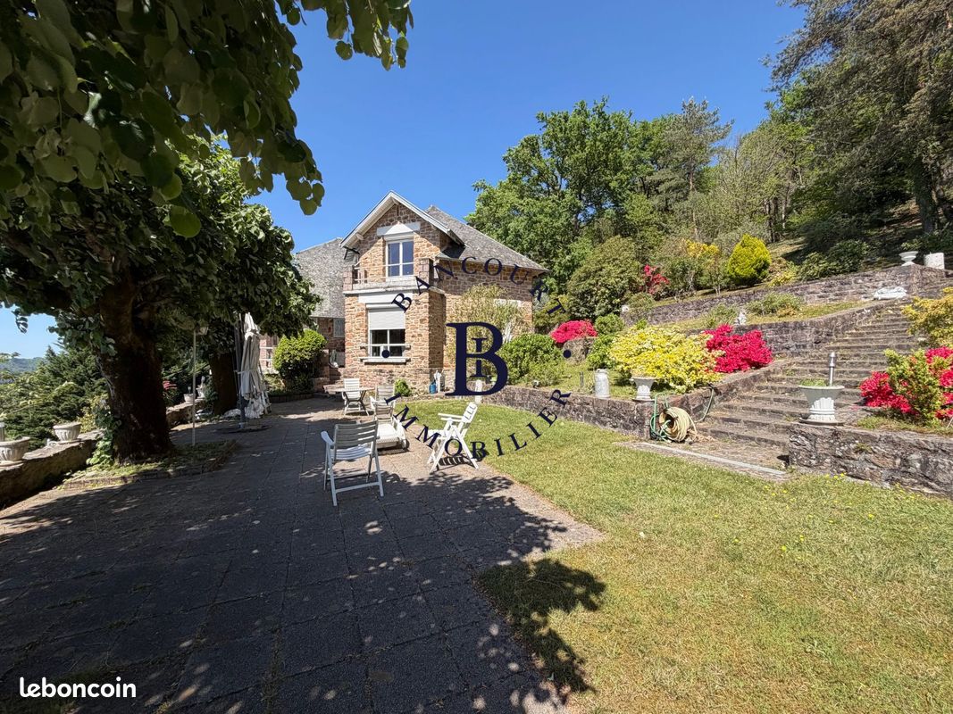 Maison 5 pièces 175 m² · à Aubazines · 175 m² · 350 000 €