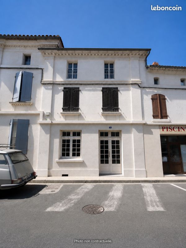 Maison 3 pièces 150 m² · à Châteauneuf-sur-Charente · 150 m² · 30 000 €