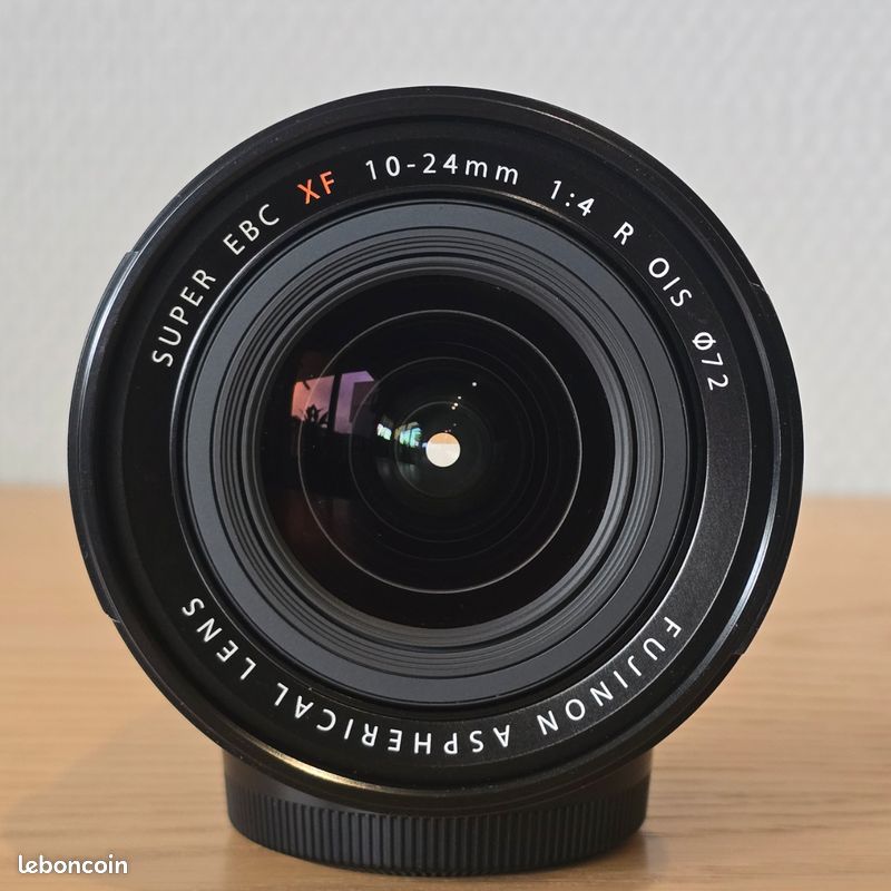 Objectif Fuji XF 10-24mm F/4 R OIS - Monture Fujifilm X - Occasion