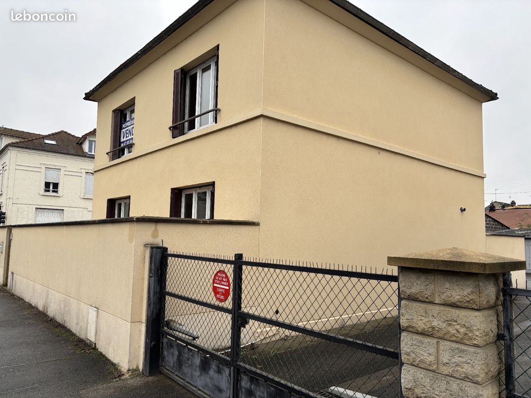 Maison 7 pièces 139 m² · à Creil · 139 m² · 243 000 €