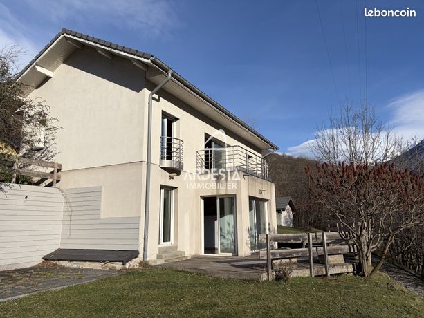 Maison 4 pièces 136 m²