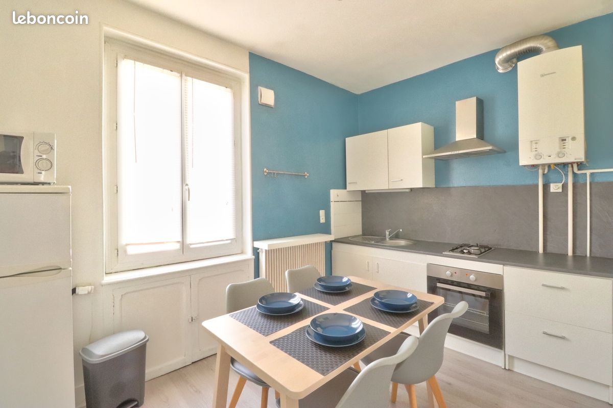 Appartement 1 pièce 34 m² · à Saint-Étienne · 34 m² · 450 €