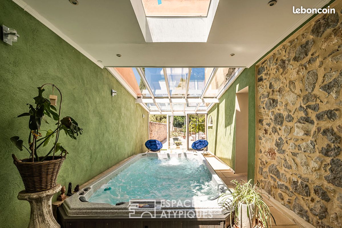 Maison 8 pièces 337 m² · à La Palme · 337 m² · 625 000 €