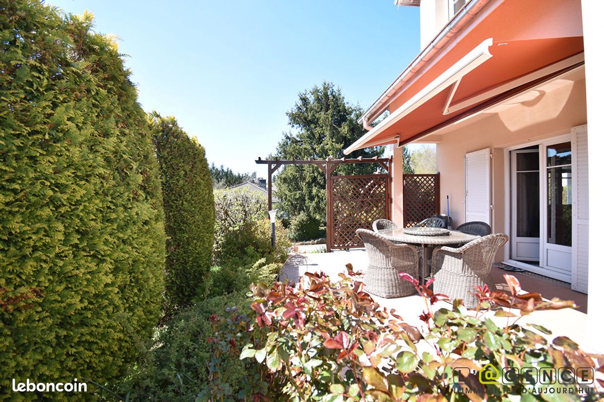 Maison 6 pièces 111 m² (image 2)