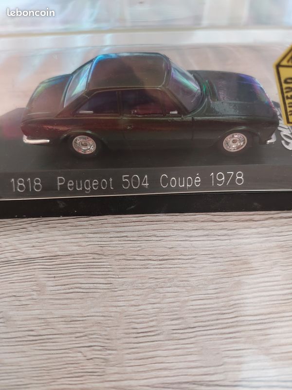 PEUGEOT 504 COUPE miniature de 1978 1/43 SOLIDO DANS SA BOITE (image 2)
