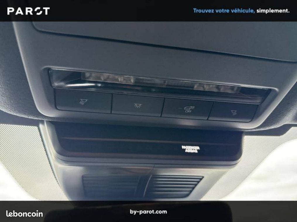 Mazda 3 2024 Berline 2.0L e-SKYACTIV-X M Hybrid 186 ch BVA6 Exclusive-Line (image 7)
