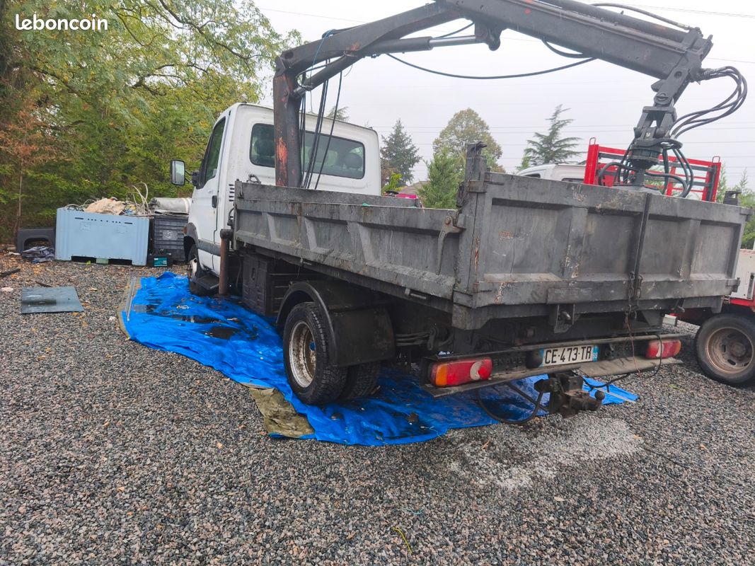 Renault mascott benne grue (image 2)