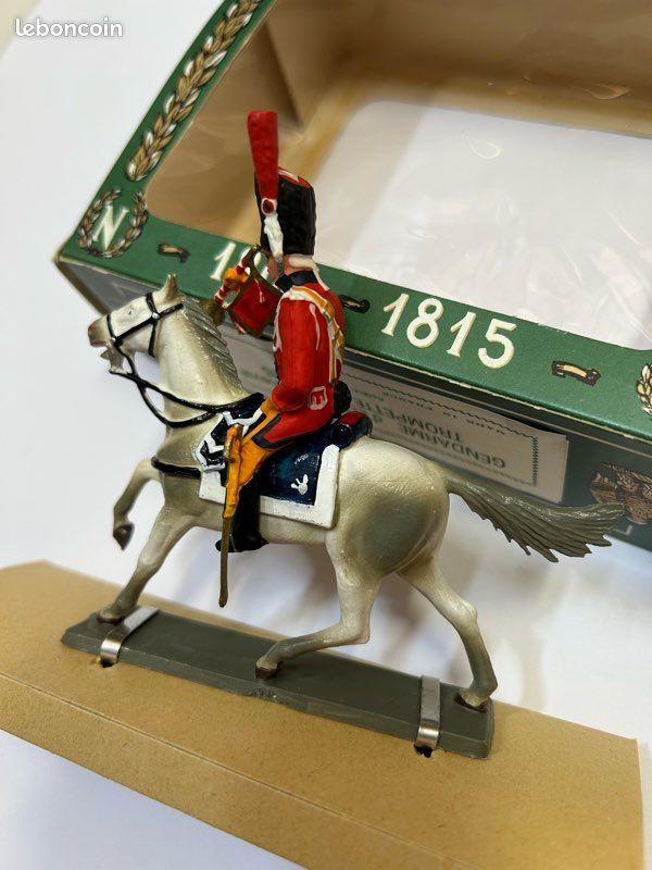 STARLUX plastique ancien LOT 5 CAVALIERS ARMÉE D'AFRIQUE SPAHI