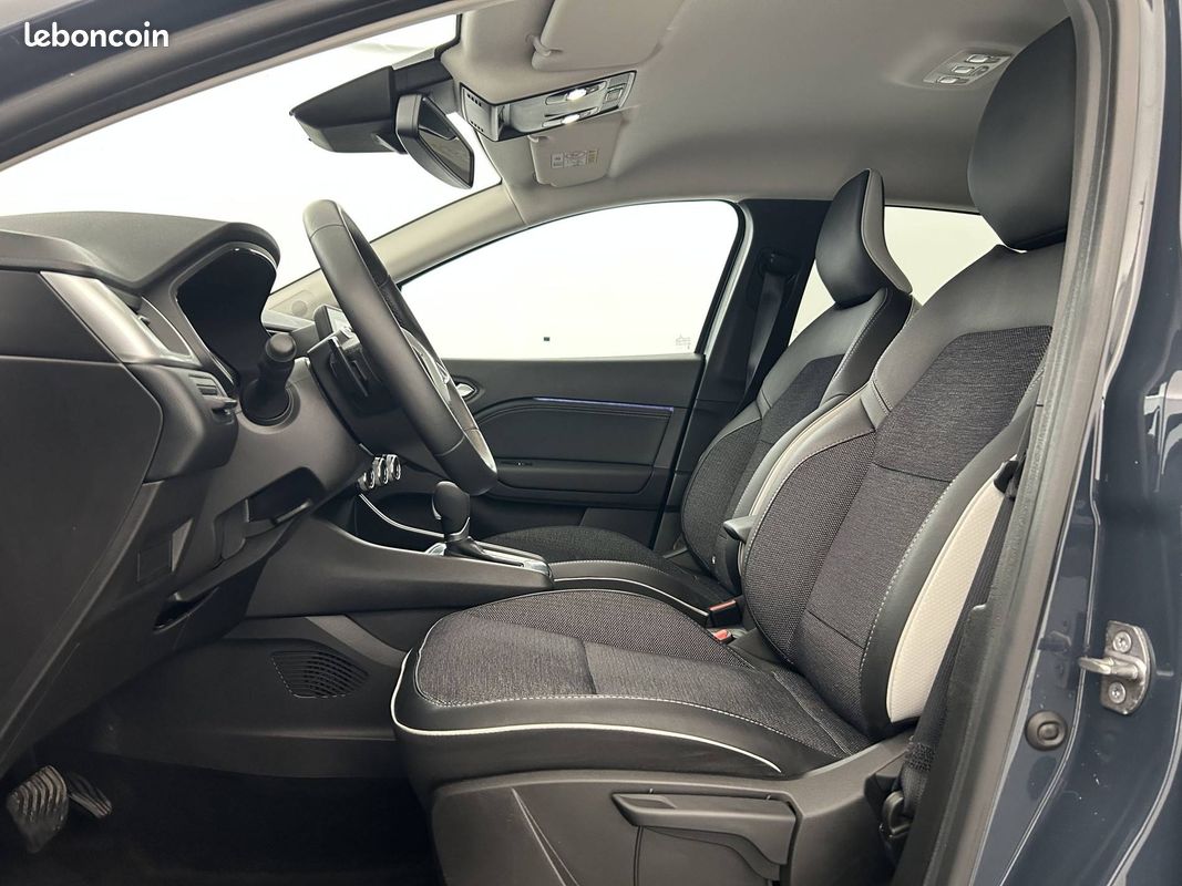 RENAULT Captur mild hybrid 160 EDC Techno (image 9)