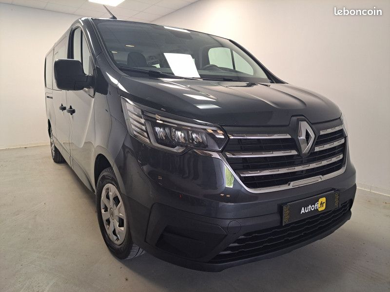 Renault TRAFIC III COMBI L2 2.0 BLUE DCI 150CH S&S ZEN 8 PLACES (image 1)