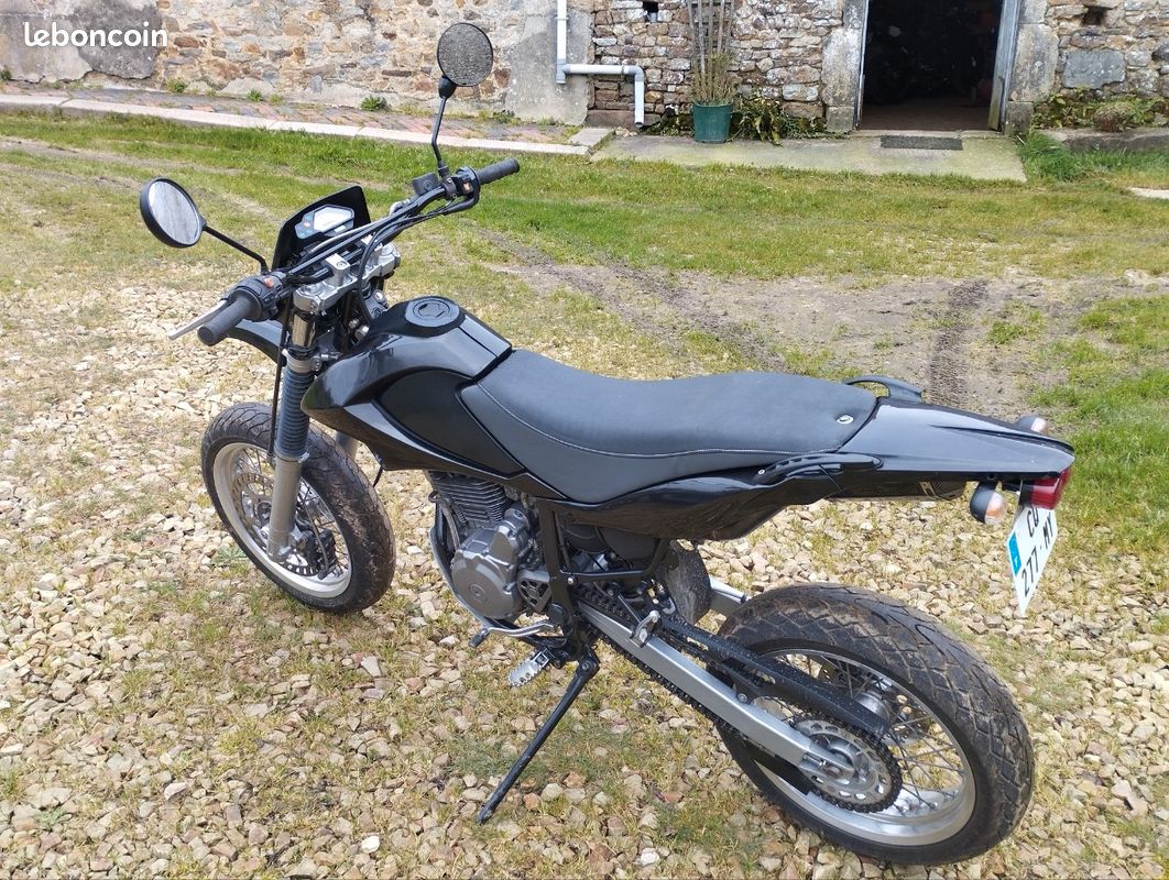 Jeu de repose-pieds arrière Raximo FRS avec ABE - Pièces détachées et pour Yamaha Tracer 700 ABS RM30 2020