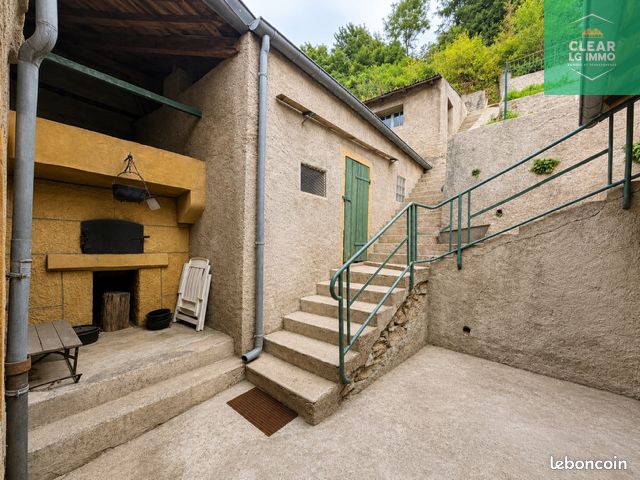 Maison 5 pièces 130 m² · à Neufchef · 130 m² · 140 000 €
