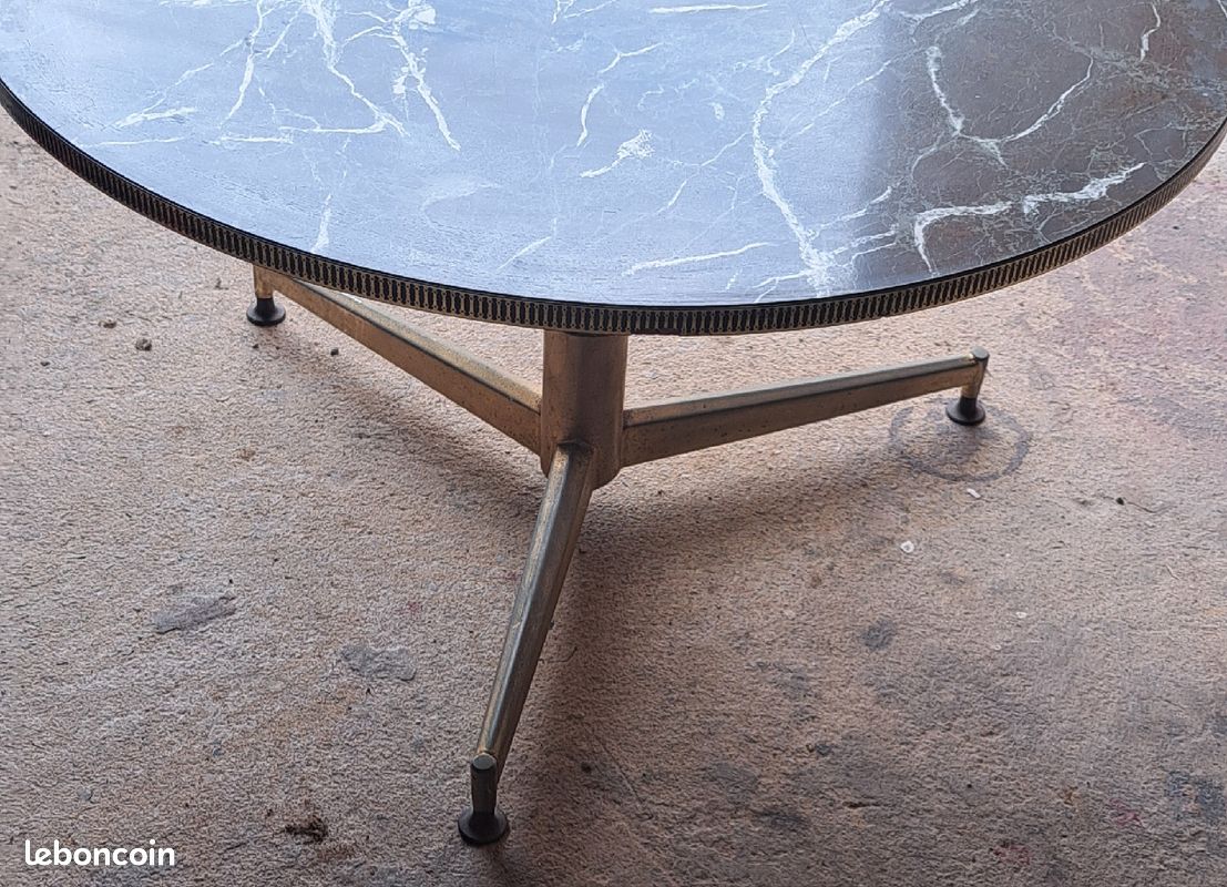 Petite table basse effet marbre (image 1)