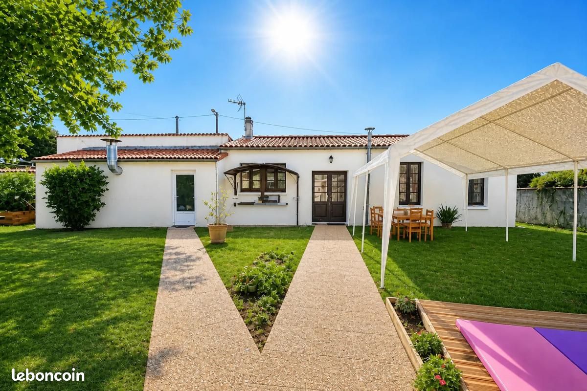 Maison 6 pièces 85 m² · à Siecq · 85 m² · 179 000 €