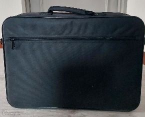 Saccoche PC portable (image 1)