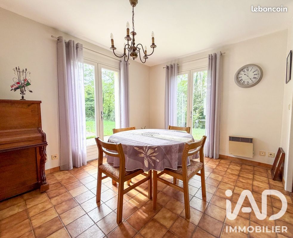 Maison 5 pièces 88 m² · à Aouste-sur-Sye · 88 m² · 376 000 €