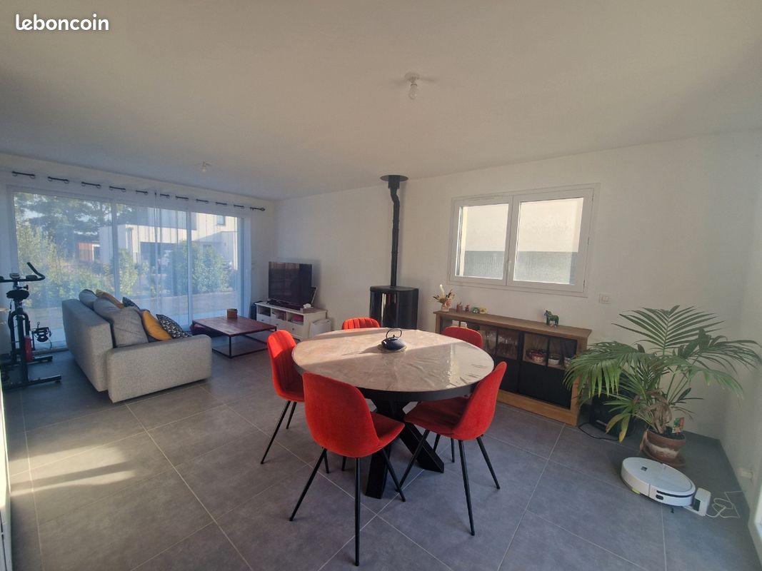 Maison 5 pièces 90 m² · à Torcé · 90 m² · 810 €/mois
