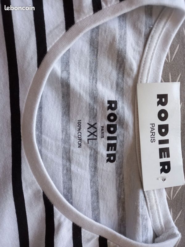T-shirt (image 4)