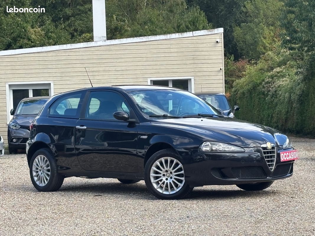 ALFA ROMEO 147 1.6i 105ch (image 4)