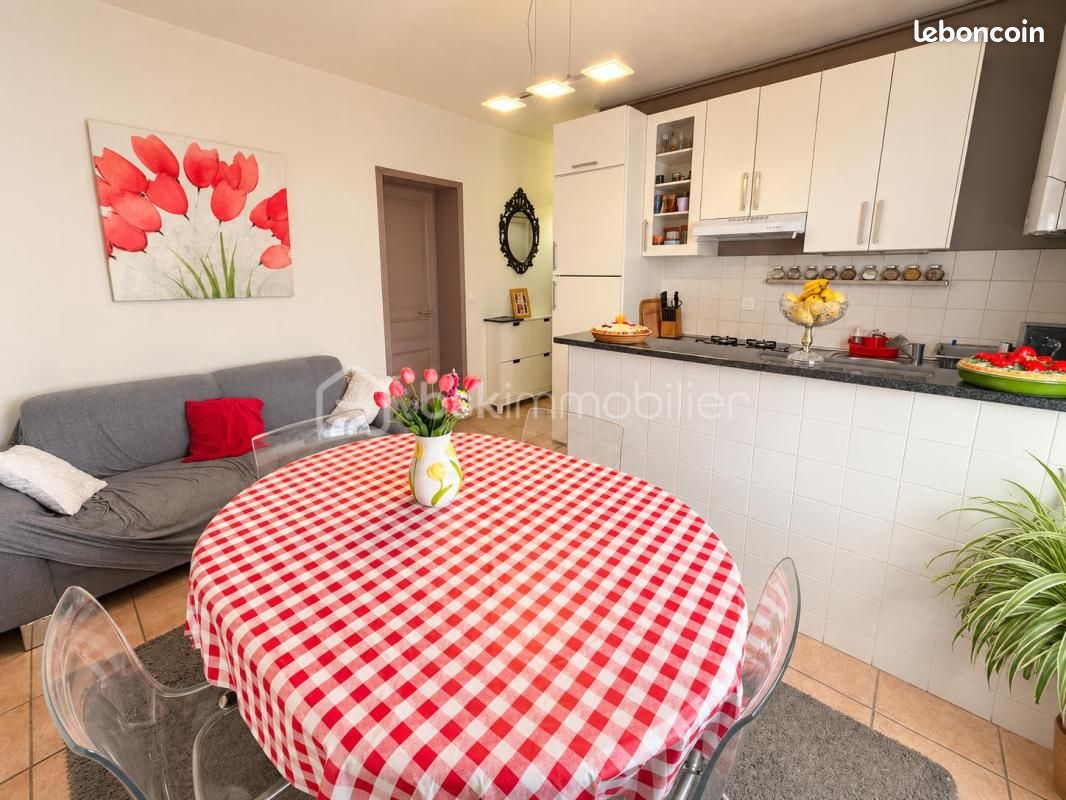 Appartement 3 pièces 49 m² · à Choisy-le-Roi · 49 m² · 212 000 €