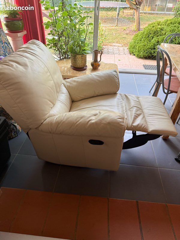 Vente d’un fauteuil (image 2)