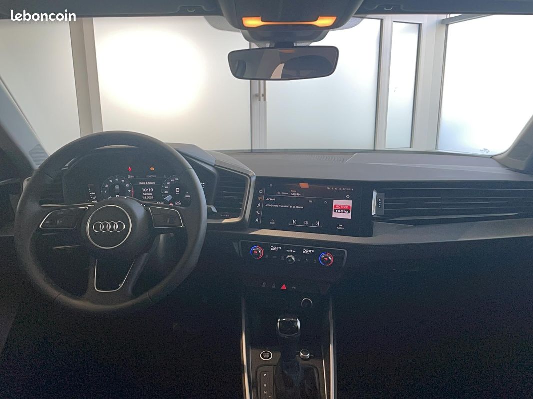 AUDI A1 Sportback 30 TFSI 116 ch S tronic 7 Design (image 10)