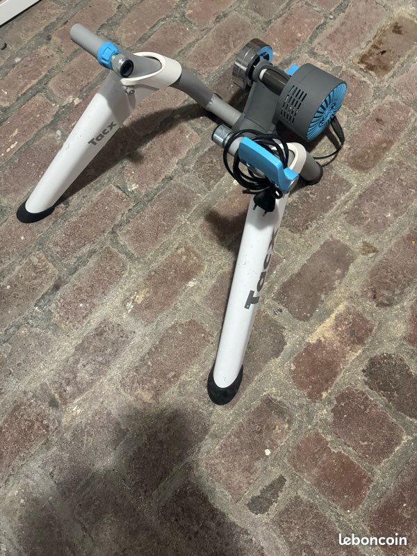 Home traîner Tacx Flow Smart (image 2)