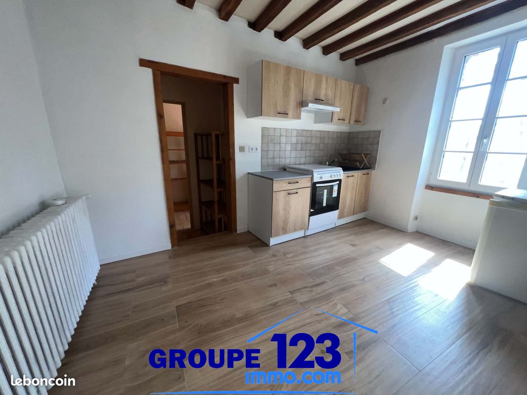 Appartement 3 pièces 57 m² · à Villiers-Saint-Benoît · 57 m² · 390 €/mois