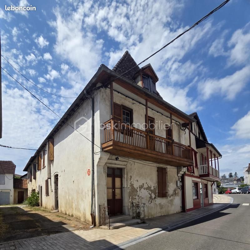 Maison 9 pièces 240 m² · à Salies-de-Béarn · 240 m² · 117 000 €