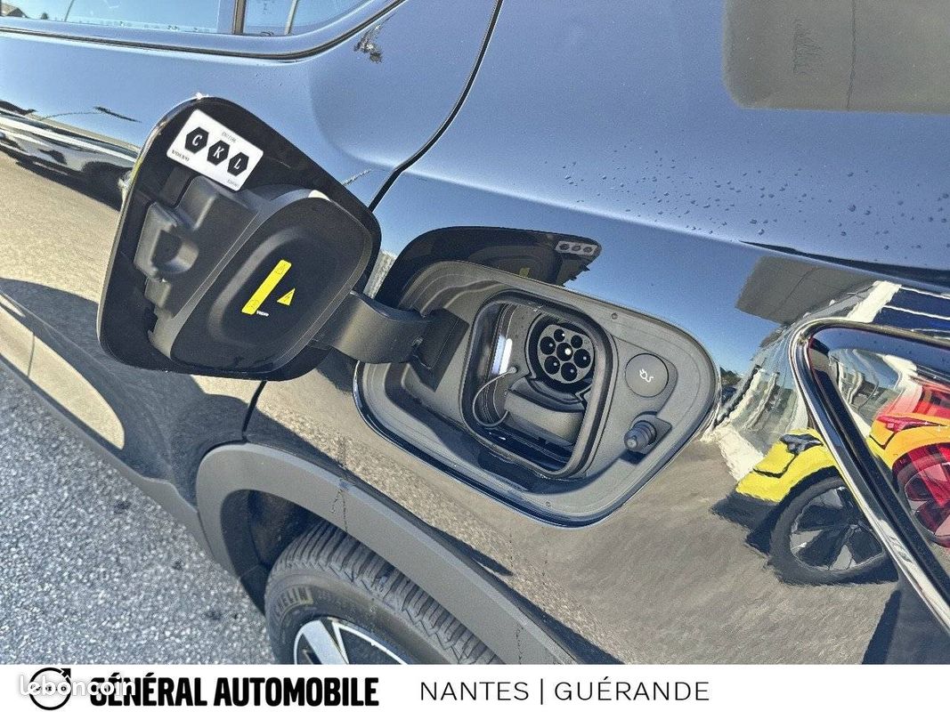 VOLVO C40 Recharge Extended Range 252 ch 1EDT Ultimate (image 8)