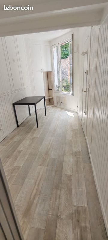 Appartement 1 pièce 12 m² · à Gentilly · 12 m² · 650 €/mois