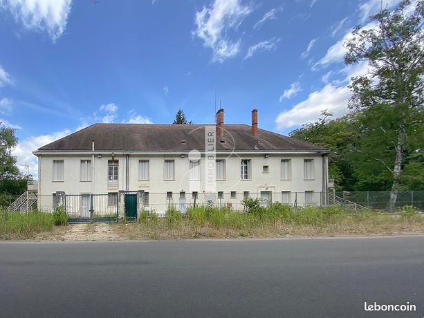 Immeuble 718 m² Fontainebleau