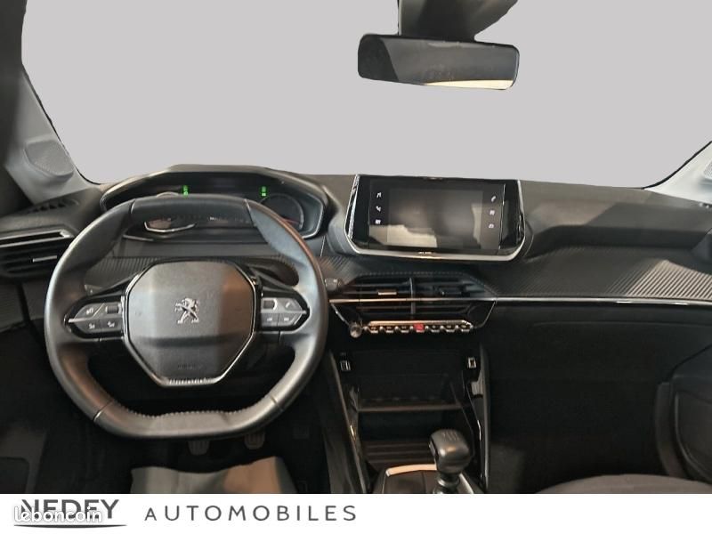 Peugeot 208 1.2 PureTech 100ch S&S Active (image 8)