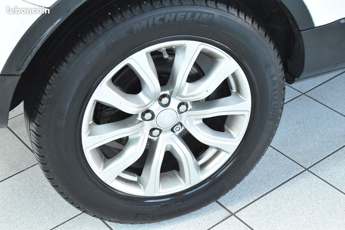 Land-rover RANGE ROVER EVOQUE 2.0 TD4 150 SE DYNAMIC 4X4 MARK VI (image 11)