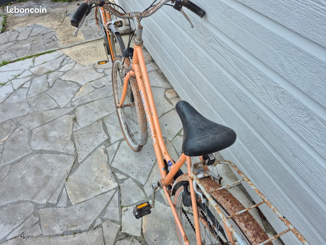 Paire De Poignées Guidon Vélo FELT GRENOBLE – NOS Pour Vélo Ancien Peugeot D7