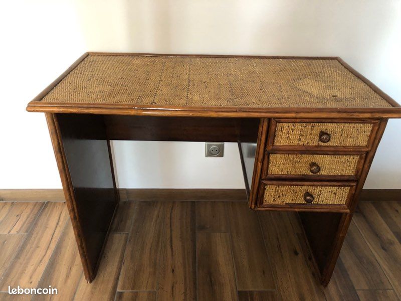 Bureau /coiffeuse rotin (image 1)