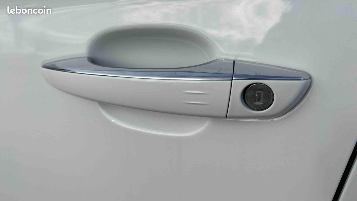 DS DS 7 Hybride Rechargeable E-Tense 300 EAT8 4x4 Opera (image 32)