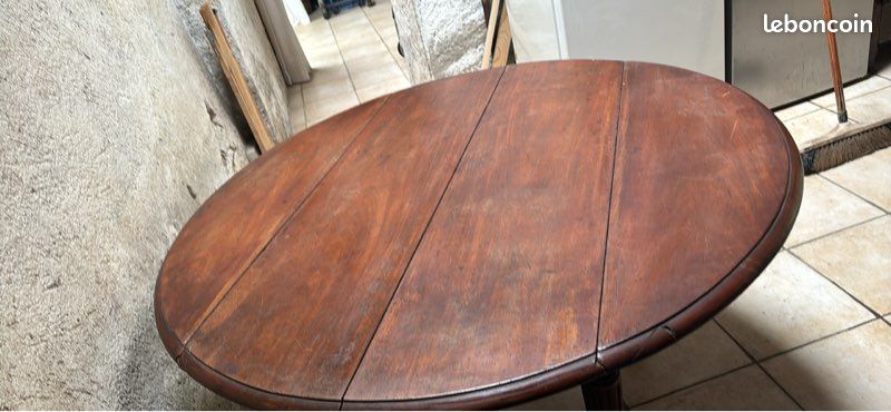 Table ronde ancienne 1920 style Louis Philippe 6 pieds (image 4)