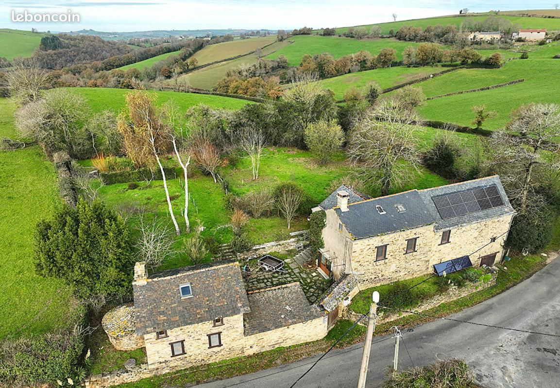 Maison 10 pièces 291 m² · à Réquista · 291 m² · 205 000 €