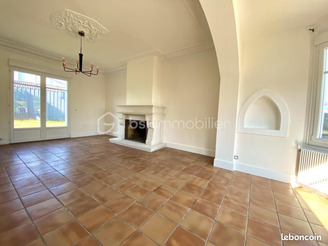 Maison 6 pièces 160 m² · à Friville-Escarbotin · 160 m² · 270 000 €