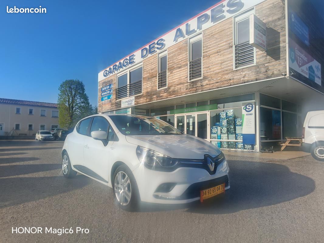 Renault Clio 1.5 DCI 90CH INTENS 5P (image 1)