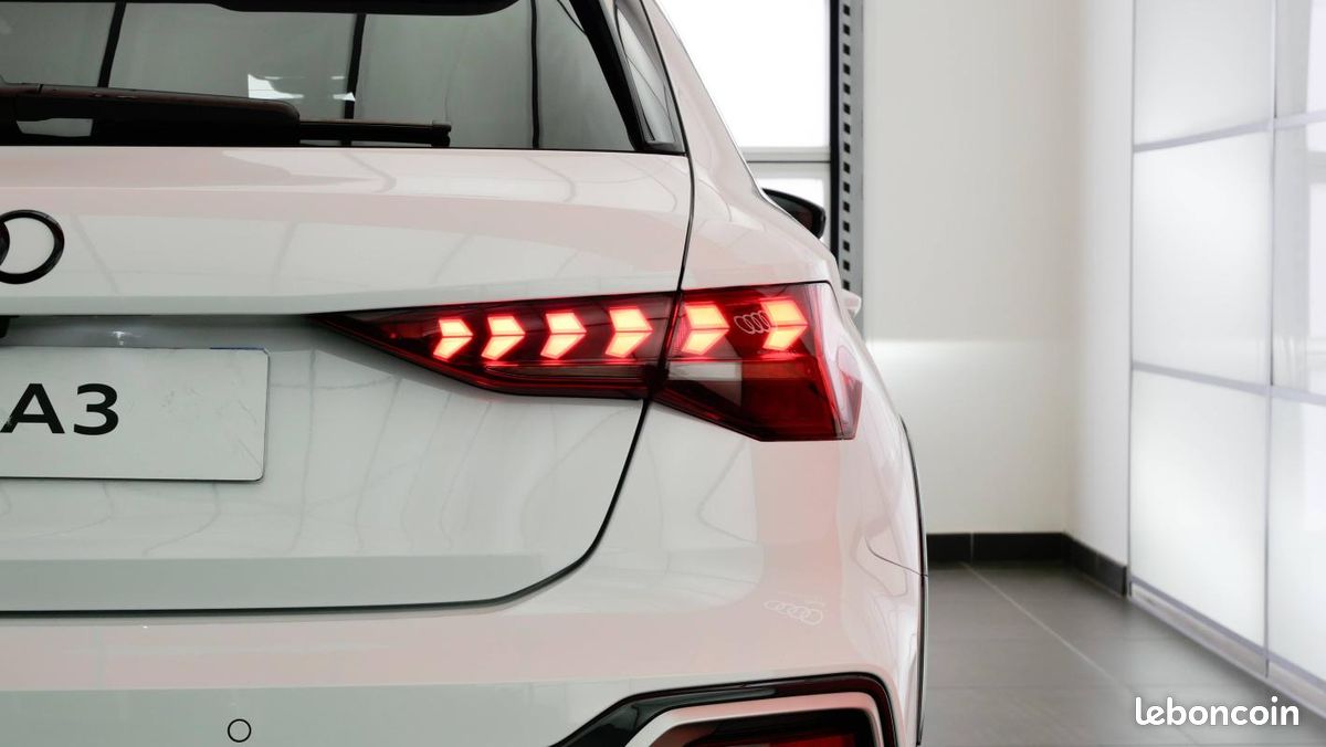 Audi A3 ALLSTREET TFSI Mild Hybrid 150 S tronic 7 Avus (image 15)