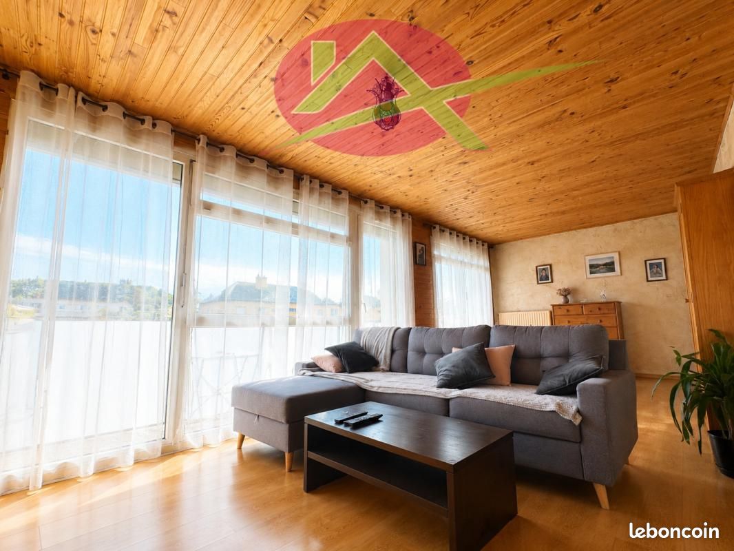 Appartement 3 pièces 62 m² · à Petit-Couronne · 62 m² · 74 000 €