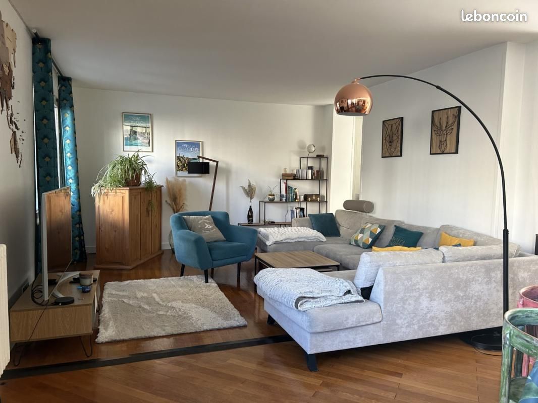 Appartement 3 pièces 101 m² · à Grenoble · 101 m² · 1 100 €