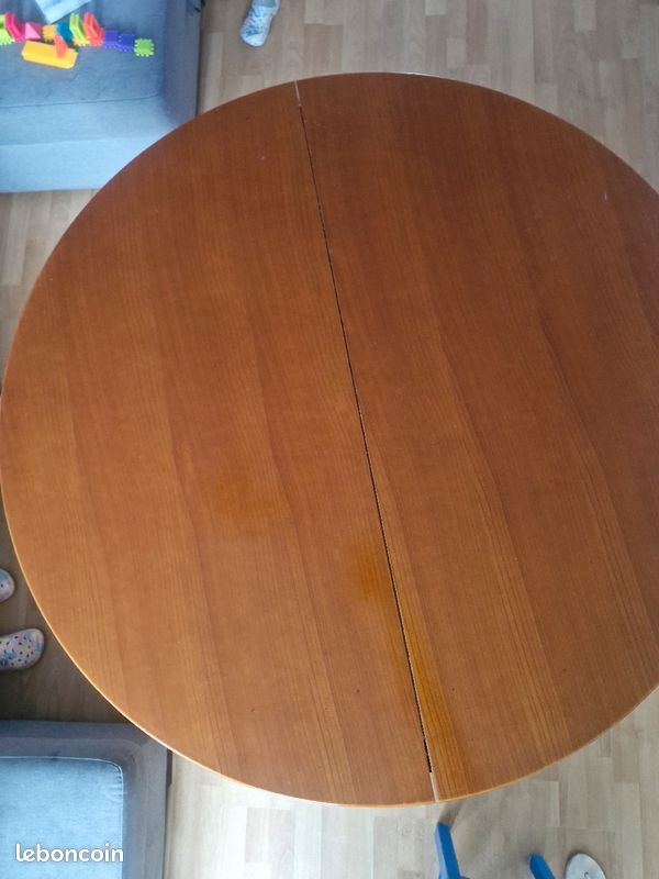 Table (image 2)