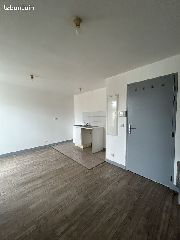 Appartement 2 pièces 32 m² · à Angerville · 32 m² · 580 €/mois