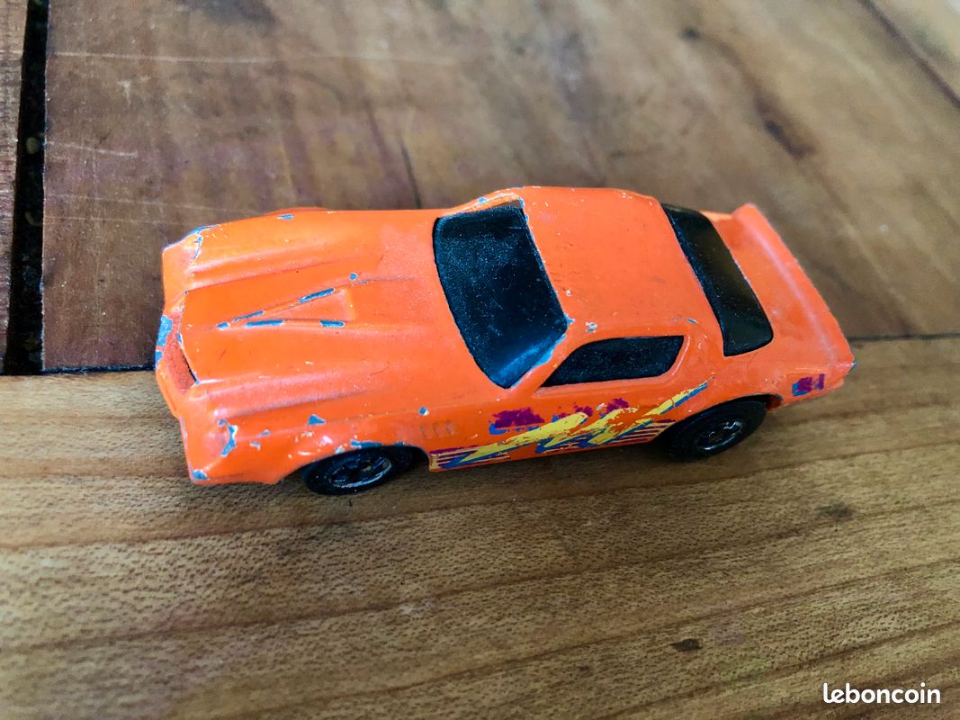 Lot de 10 voitures miniatures Hot Wheels (image 6)