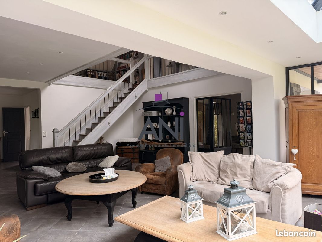 Propriété 7 pièces 199 m² (image 4)