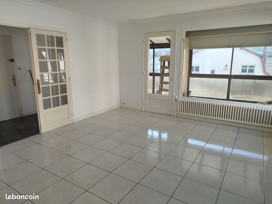 Maison 7 pièces 160 m² · à Lons-le-Saunier · 160 m² · 185 000 €
