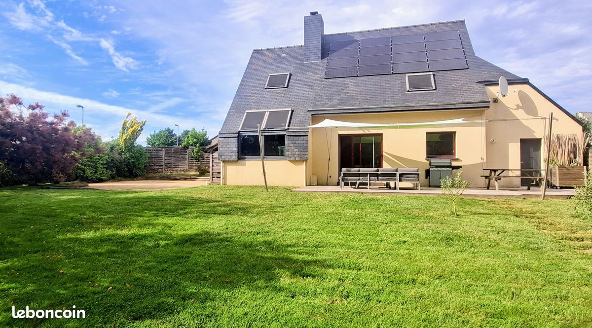 Maison 6 pièces 119 m² · à Saint-Aubin-d'Aubigné · 119 m² · 335 000 €